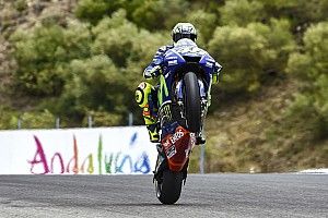 Insatisfeito, Rossi foca em corrida: “Meu ritmo não é ruim”