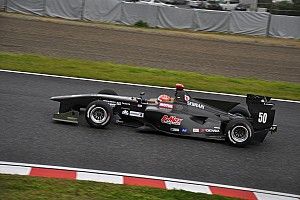 【スーパーフォーミュラ】鈴鹿合同テスト。午前トップは塚越。B-Maxは小暮が乗り3番手