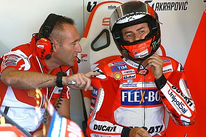 Лоренсо рассказал, как потерял «первый большой шанс» победить с Ducati