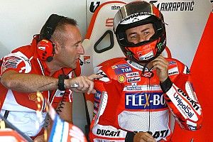 Лоренсо рассказал, как потерял «первый большой шанс» победить с Ducati