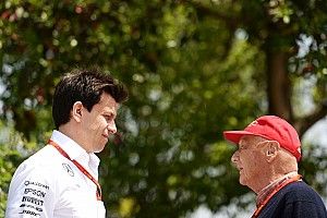 Lauda, il ricordo di Wolff: "Niki insostituibile. Un privilegio chiamarti presidente e amico"