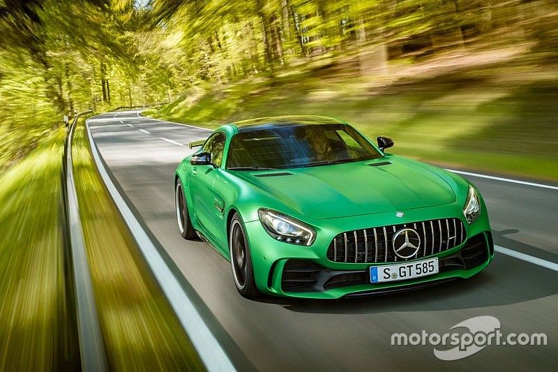 Mercedes-AMG GT R, va oltre le promesse