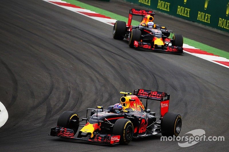 Ricciardo puzzled by pace deficit to Verstappen in Austria