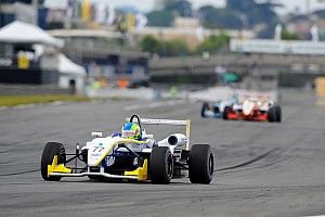 Samaia suporta pressão de Iorio e vence corrida 2 da F3