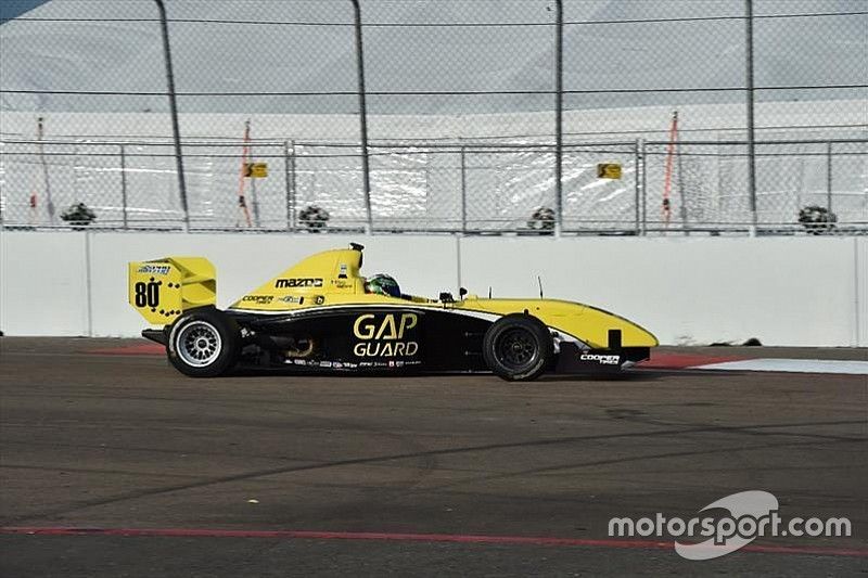 O'Ward seals pole for St. Pete opener
