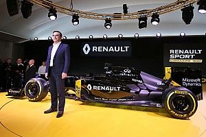 Terremoto in Renault-Nissan: arrestato a Tokyo il presidente Carlos Ghosn