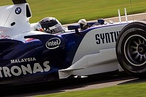 Ma 13 éve, hogy Vettel bemutatkozhatott a Forma-1-ben (galériával)