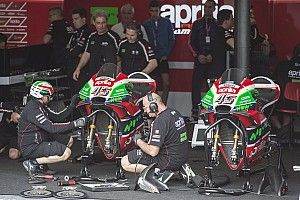 Nouveau châssis et nouveau moteur dans le stand Aprilia