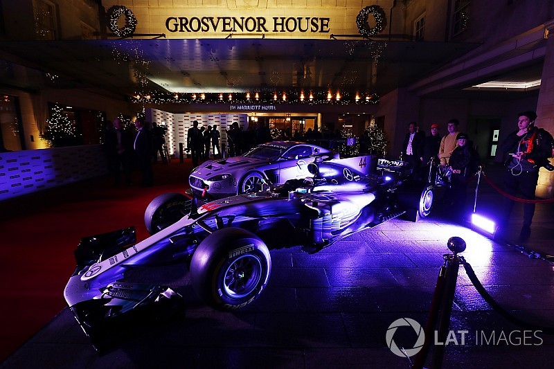 A Mercedes F1-es gépe lett az év autója a motorsportban