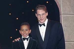 Hamilton rechaça críticas de Villeneuve: "não considero as opiniões desse indivíduo”