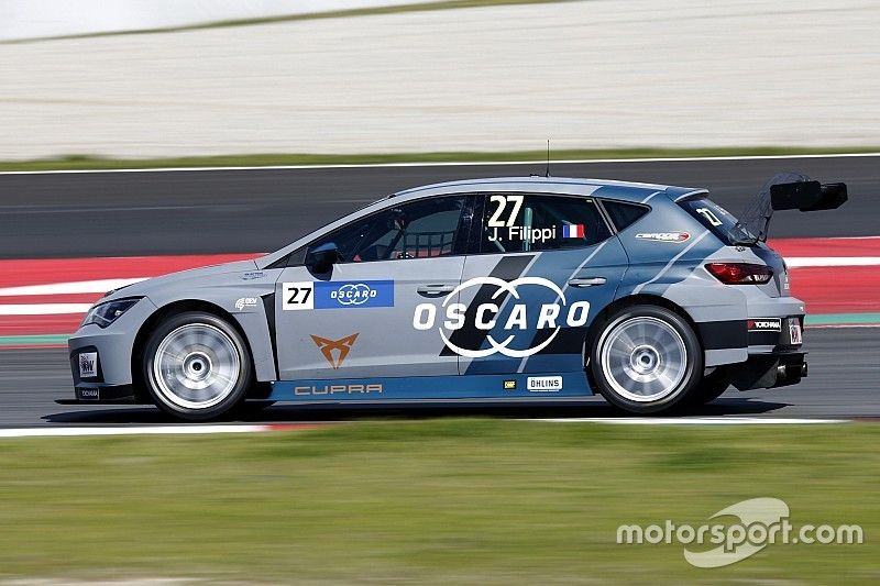 WTCR-Test Barcelona: Campos legt das Tempo vor