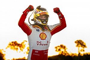 Маклафлин выиграл первую гонку Supercars в Ипсвиче
