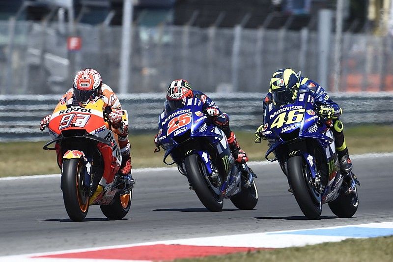 Marc Marquez, Repsol Honda Team, Valentino Rossi, Yamaha Factory Racing, Maverick Viñales, Yamaha Factory Racing