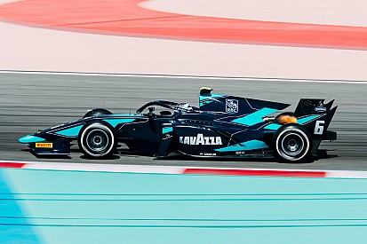 Nicholas Latifi experiments new Formula 2 car for the first time