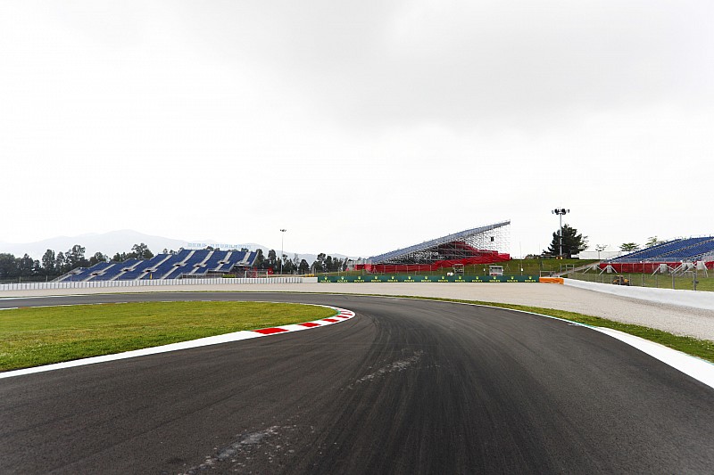 Aspal-layout baru Catalunya menanti pembalap MotoGP