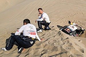 Loeb rassegnato: "Forse era l'ultima chance di vincere la Dakar..."