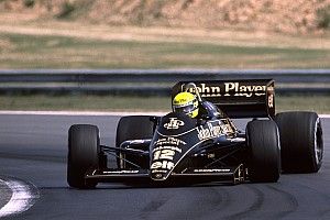 Egészen fantasztikus, történelmi, drámai és érzelmes videó: 1000 futam az F1-ben