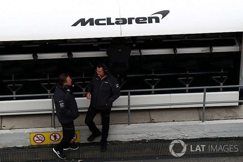 Zak Brown, McLaren Executive Director y Eric Boullier, McLaren Racing Director