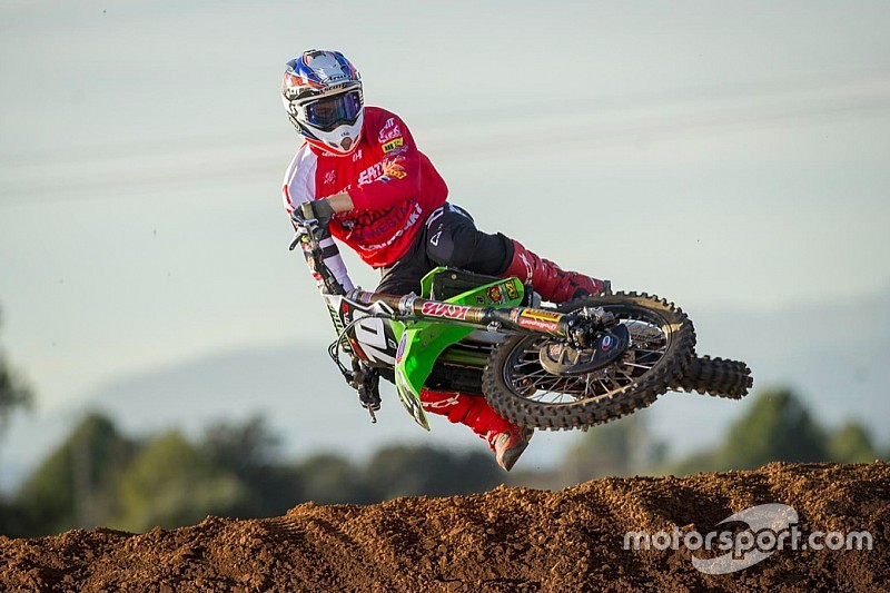 Kawasaki apuesta por un joven español en el MX2 2018