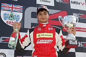 How Arjun Maini nearly won the British F4 title in 2014