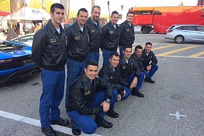 Finali Mondiali Lamborghini: a Imola ci sono anche le Frecce Tricolori