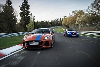 Los Jaguar F-TYPE SVR y XJR575 te esperan en Nürburgring