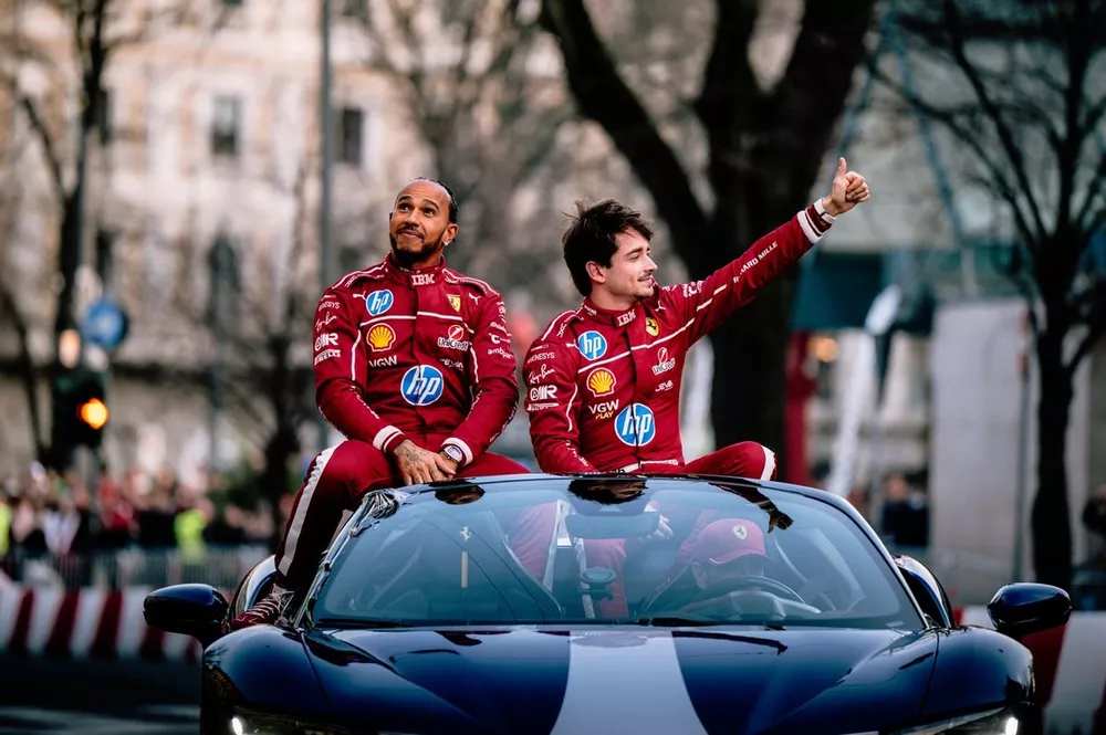 Lewis Hamilton, Charles Leclerc, Ferrari