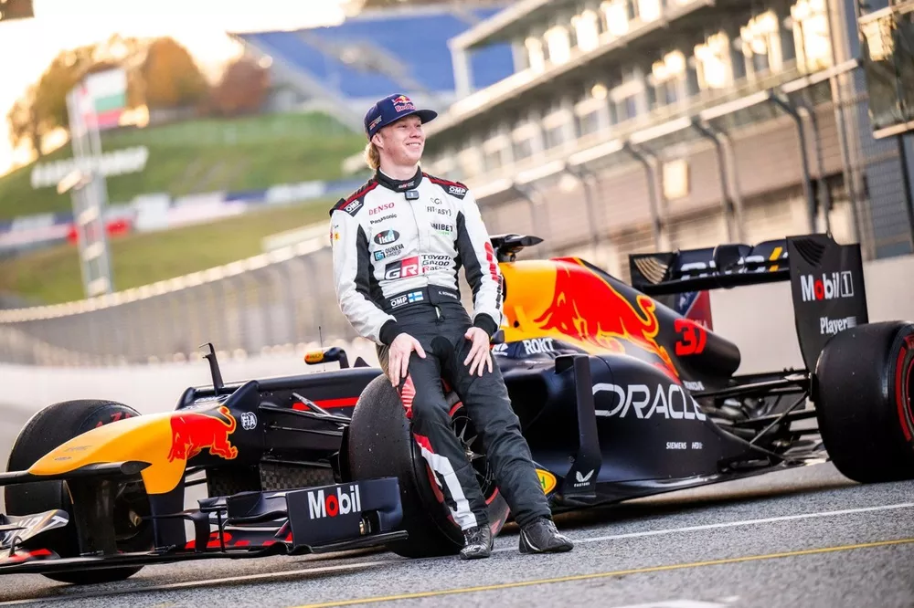 Kalle Rovanpera prueba un Red Bull de F1 en el circuito Red Bull Ring&nbsp;