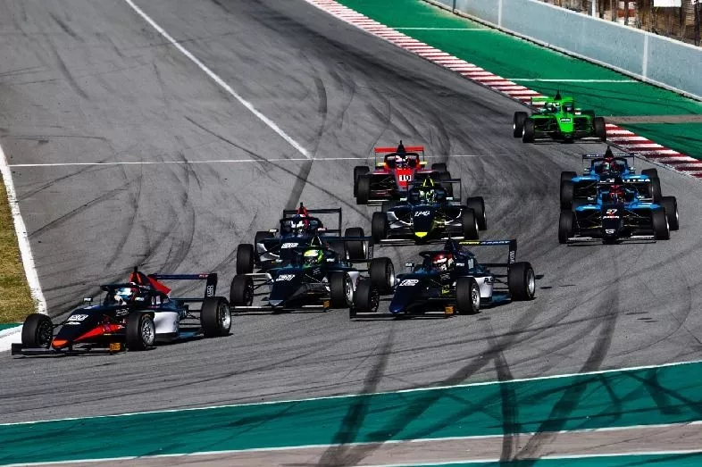 Formula-Winter-Series 2025: Hier fahren die Stars von morgen