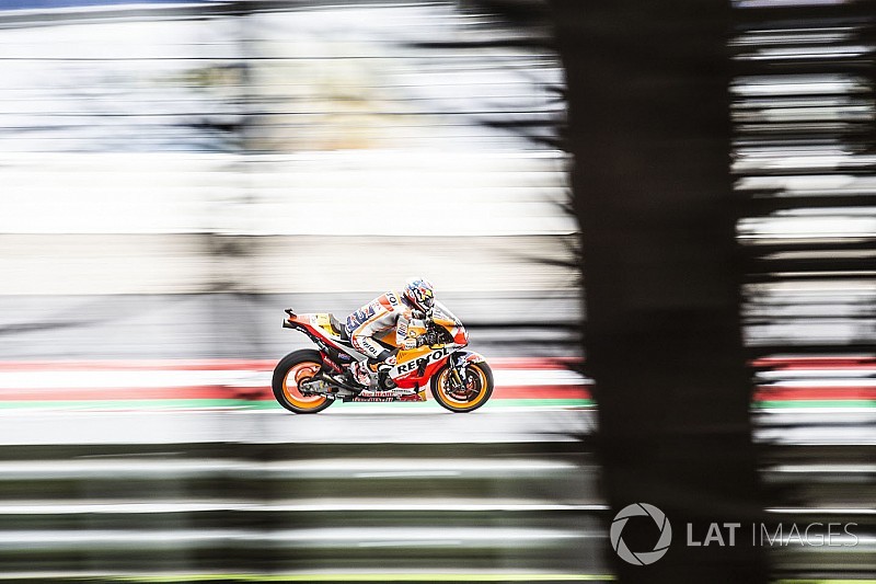 Pedrosa admite que não encontra ritmo no início das provas