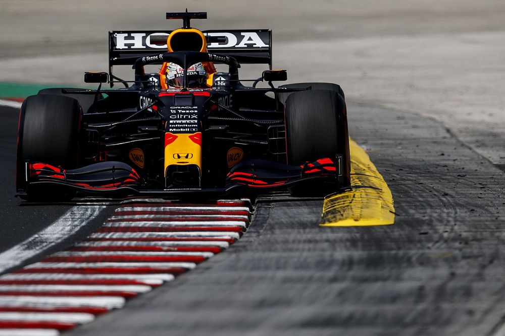 Max Verstappen, Red Bull Racing RB16B