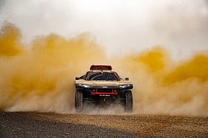 Audi souffre dans la chaleur pour préparer le Dakar