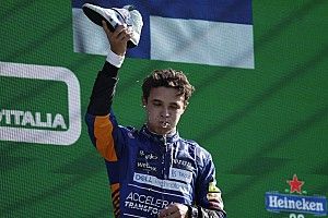 Furcsa üzenet tűnt fel Ricciardo Twitter-oldalán, Norris áll mögötte