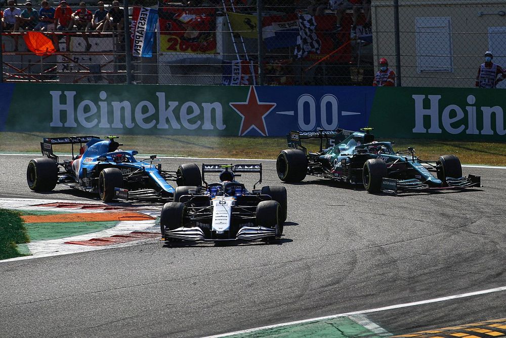 Esteban Ocon Merasa Tak Layak Dihukum
