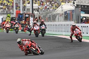 Bagnaia nem roppant meg Quartararo támadásai alatt, Bastianini első dobogós helyezését szerezte Misanóban