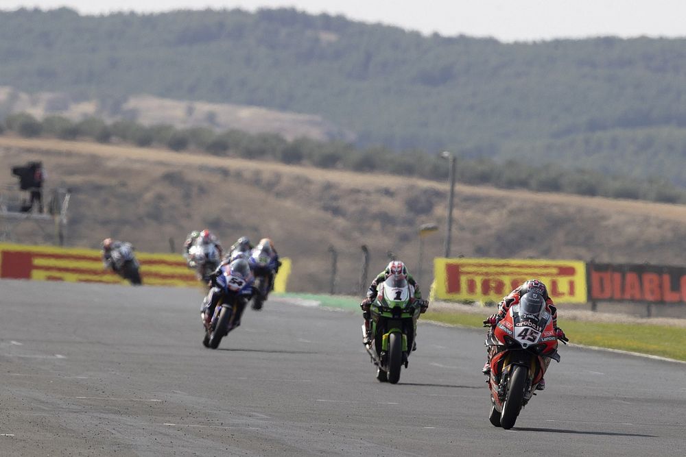 SBK: Pirelli svela le scelte per il round di Magny-Cours