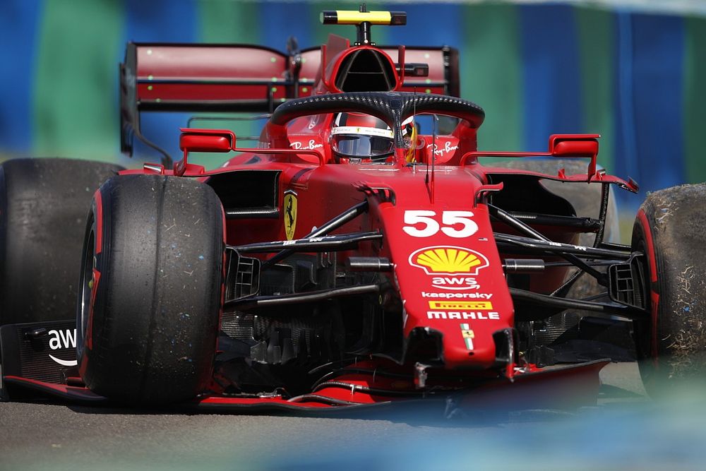 Ferrari оправдала споры с Сайнсом по ходу гонки