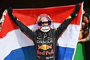 Lammers: "Verstappen, bir sezonda 15 galibiyeti herhangi bir dominasyon olmadan aldı"