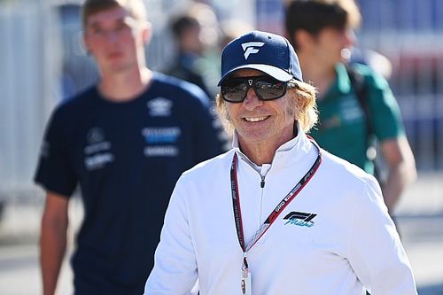 Rayakan 50 Tahun GP Brasil, Emerson Fittipaldi Bakal Kibarkan Bendera Finis