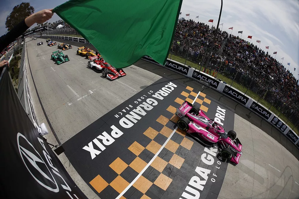 Kyle Kirkwood, Andretti Autosport Honda, green flag, start