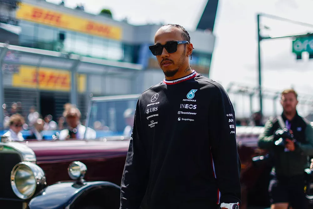 Lewis Hamilton, Mercedes-AMG no desfile dos pilotos