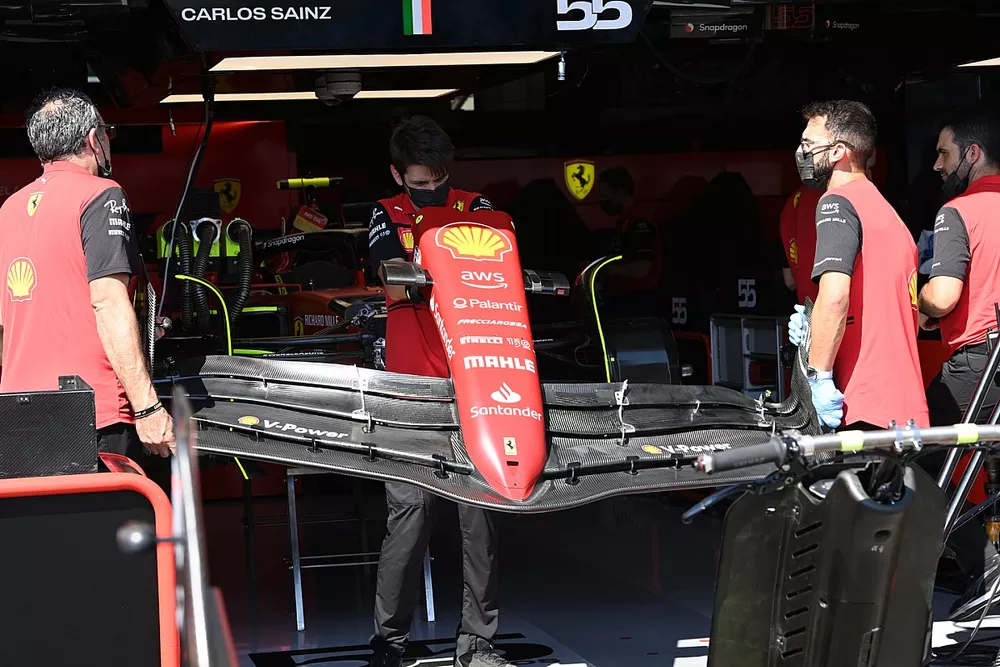 Ferrari F1-75 nose and front wing detail
