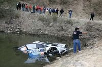 VIDEO: 10 a&ntilde;os del hundimiento del coche de Tanak en el Rally M&eacute;xico y su rescate