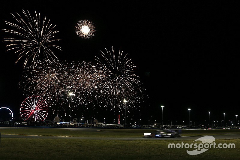Lluvia, emoción y triunfo: las históricas 24 Horas de Daytona 2019, en fotos