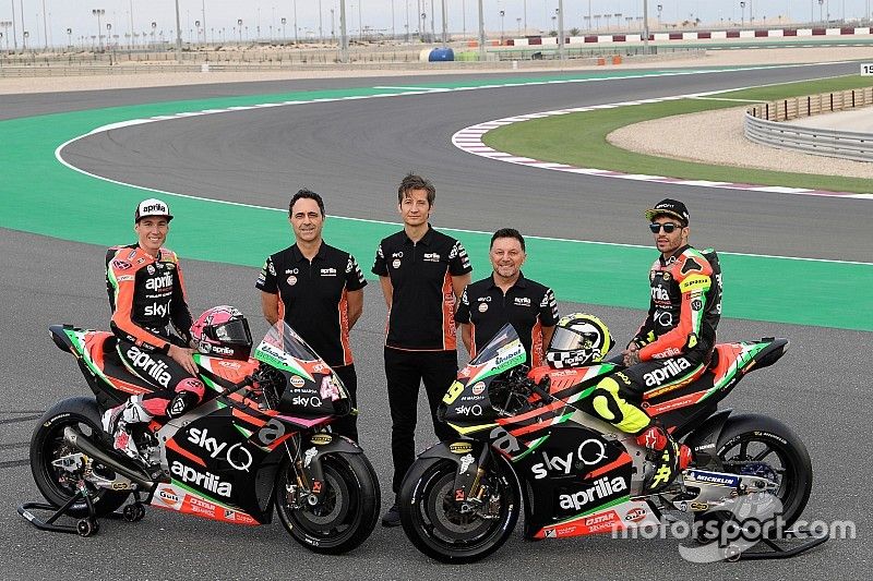 Aleix Espargaro, Aprilia Racing Team Gresini; Andrea Iannone, Aprilia Racing Team Gresini
