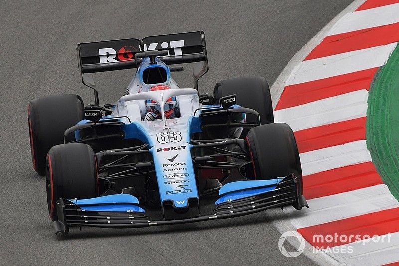 Dans une situation "embarrassante", Williams attend encore des pièces