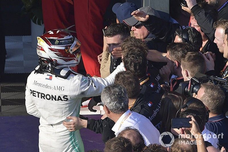 Вольф раскрыл в Mercedes «заговор пилотов и инженеров»