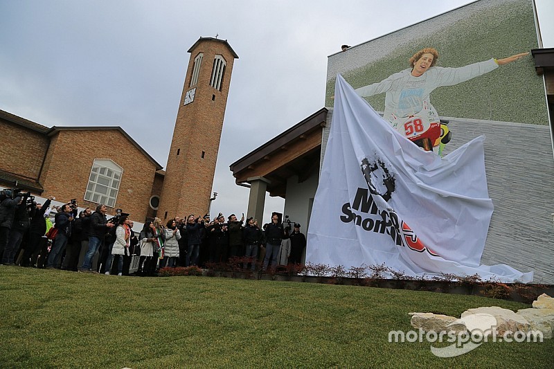 La memoria de Marco Simoncelli contribuirá a ayudar a personas con discapacidad