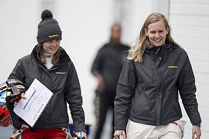 Visser wil Nederlandse eer hooghouden in W Series: "Titel is het ultieme doel"