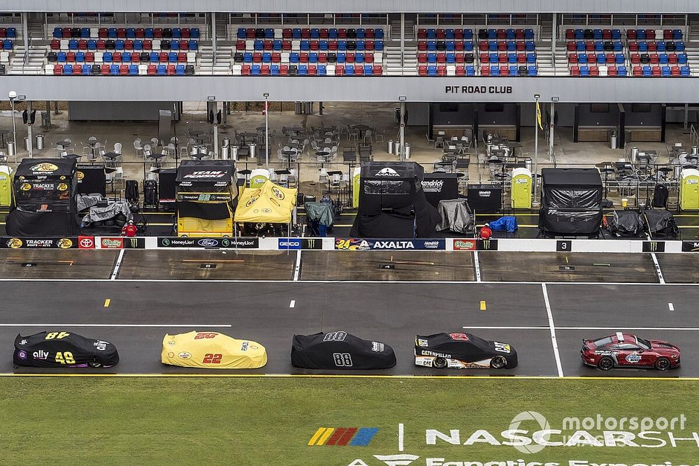 Talladega Cup race halted by rain with Reddick out front